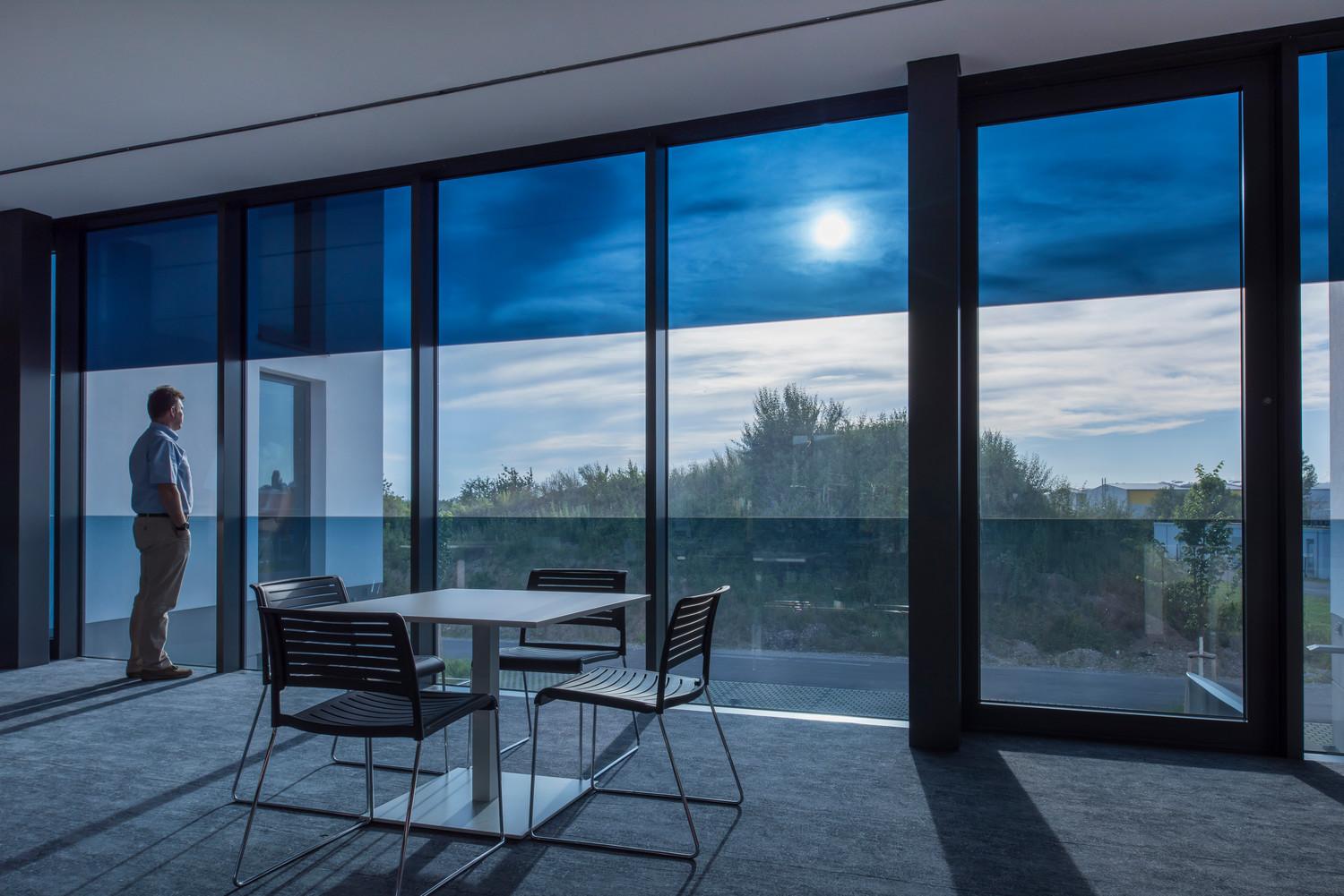 Smart Glass Becomes an Active Part of the Building